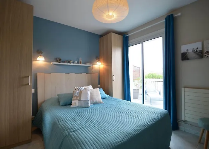 Logis Hotel Le Manoir - Luberon